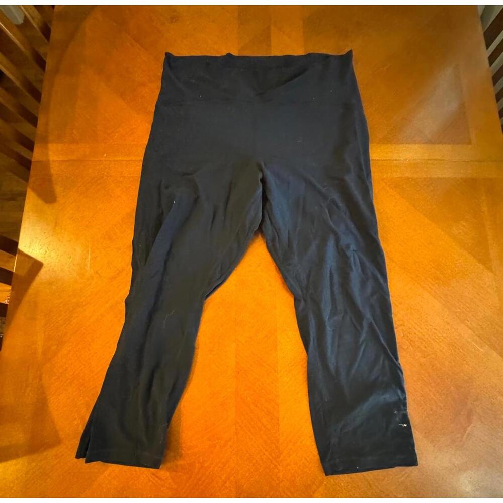 High-Waisted Black Capri Leggings Old Navy XXL